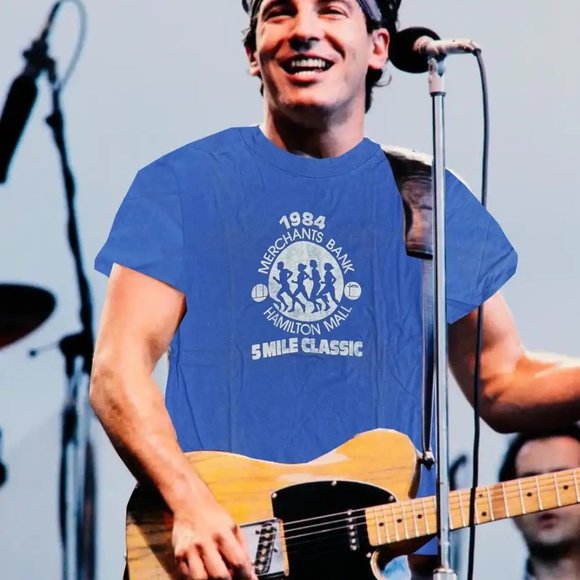 Vintage 1984 NJ Hamilton Mall 5 Mile Classic Tee - Picture 2 of 2